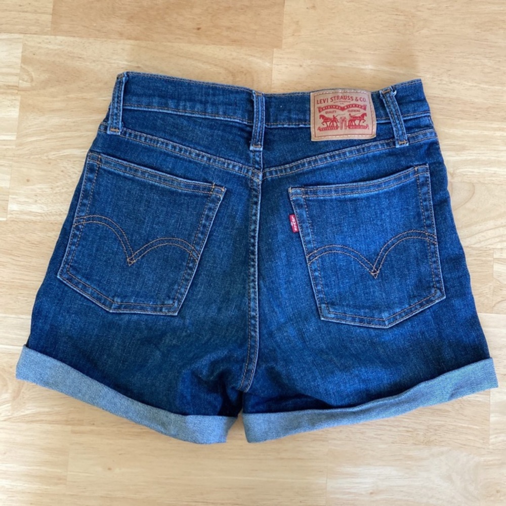 Levi’s jean shorts